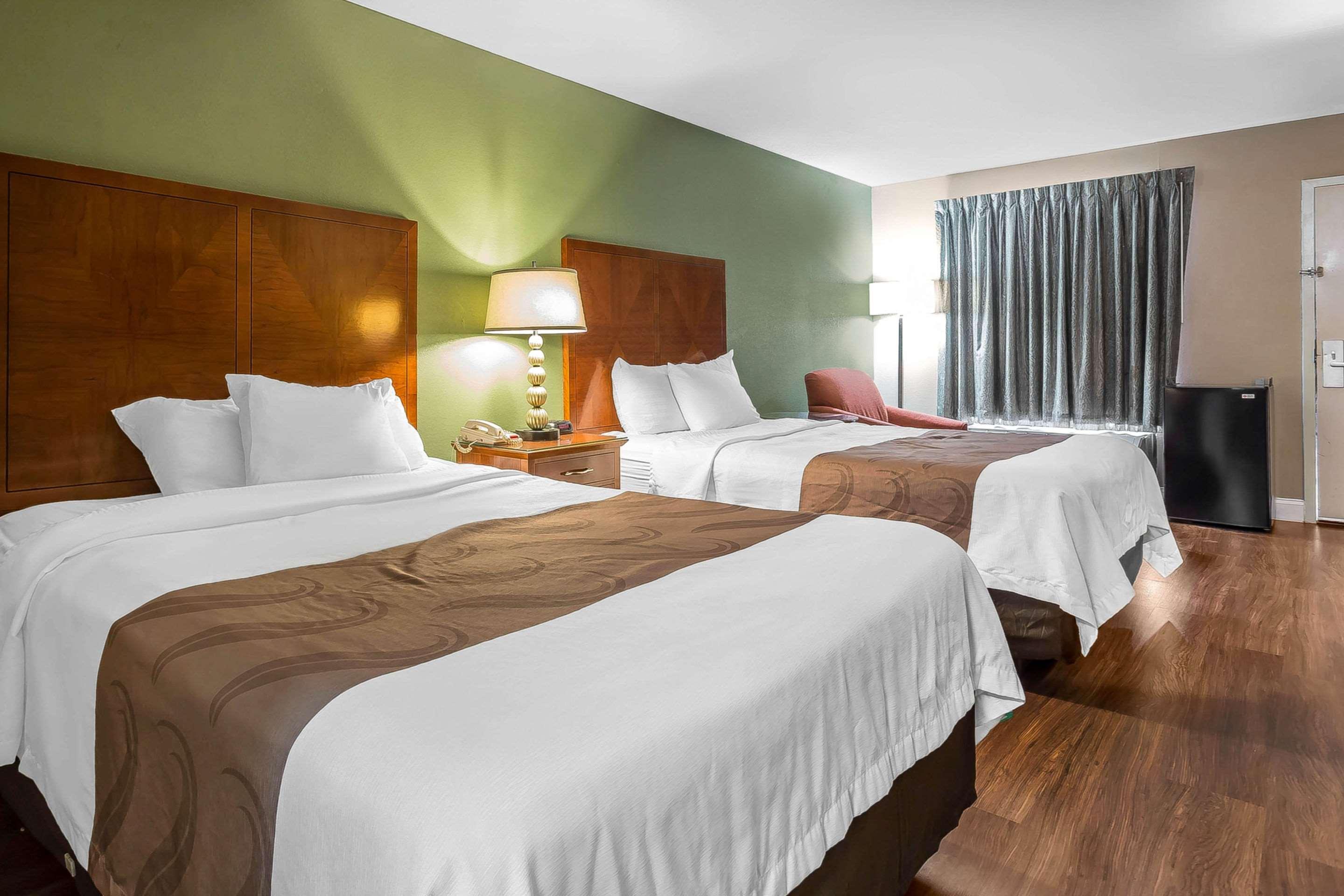 Quality Inn & Suites Near Robins Air Force Base Warner Robins Εξωτερικό φωτογραφία