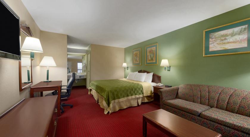 Quality Inn & Suites Near Robins Air Force Base Warner Robins Εξωτερικό φωτογραφία