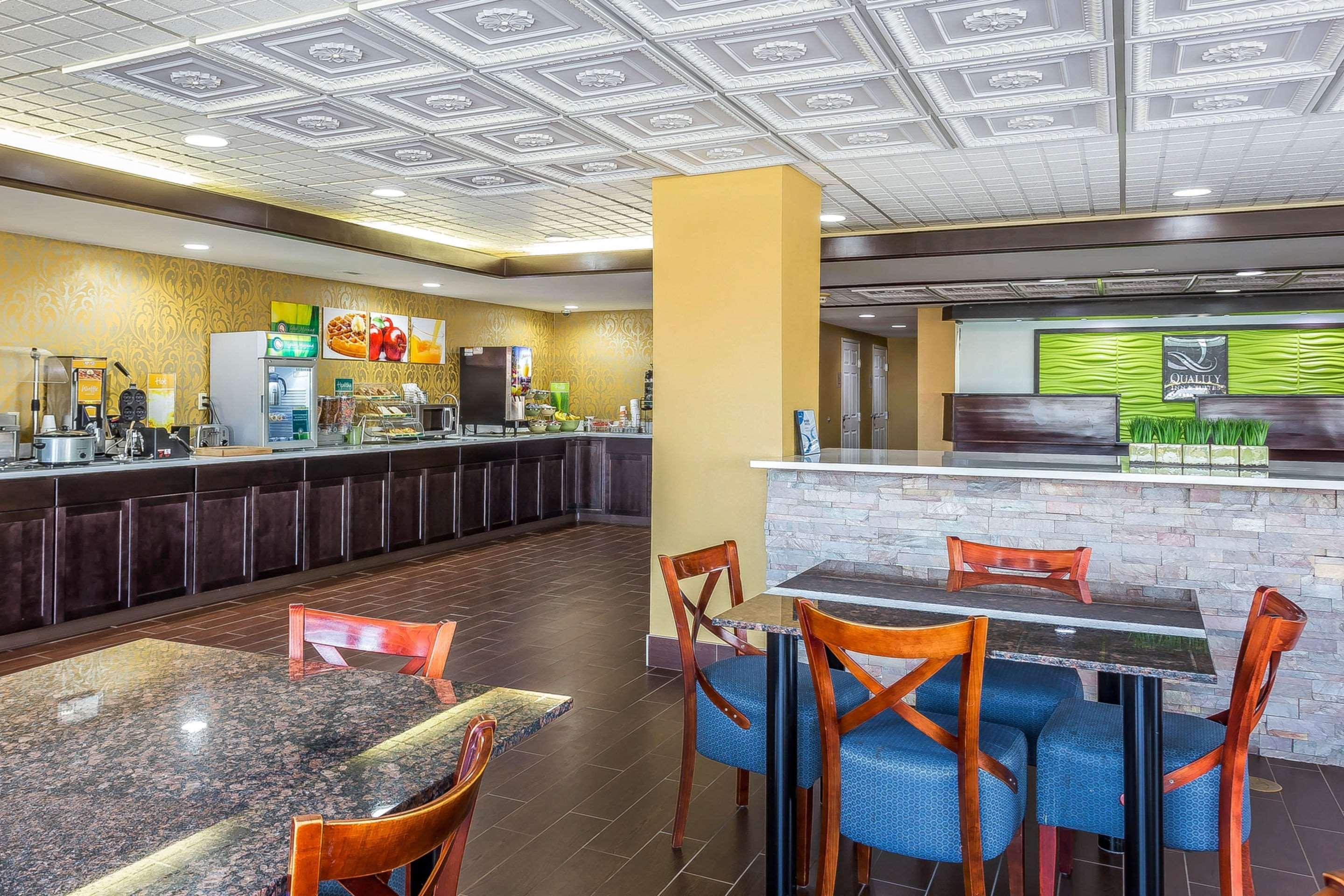 Quality Inn & Suites Near Robins Air Force Base Warner Robins Εξωτερικό φωτογραφία