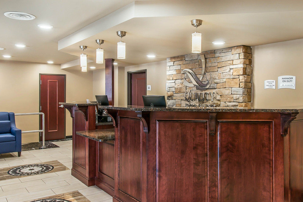 Quality Inn & Suites Near Robins Air Force Base Warner Robins Εξωτερικό φωτογραφία